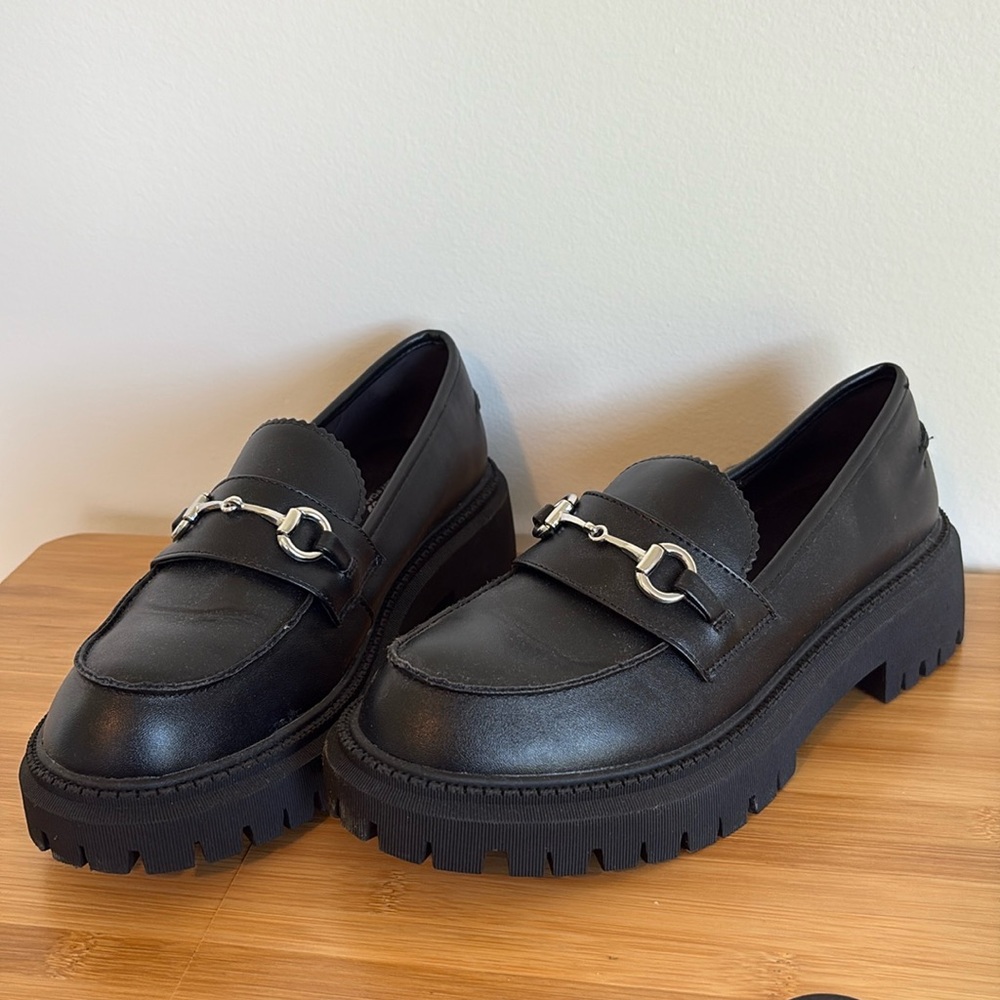 Skechers Chunky Black Loafers Modern Rugged Sweet Choice